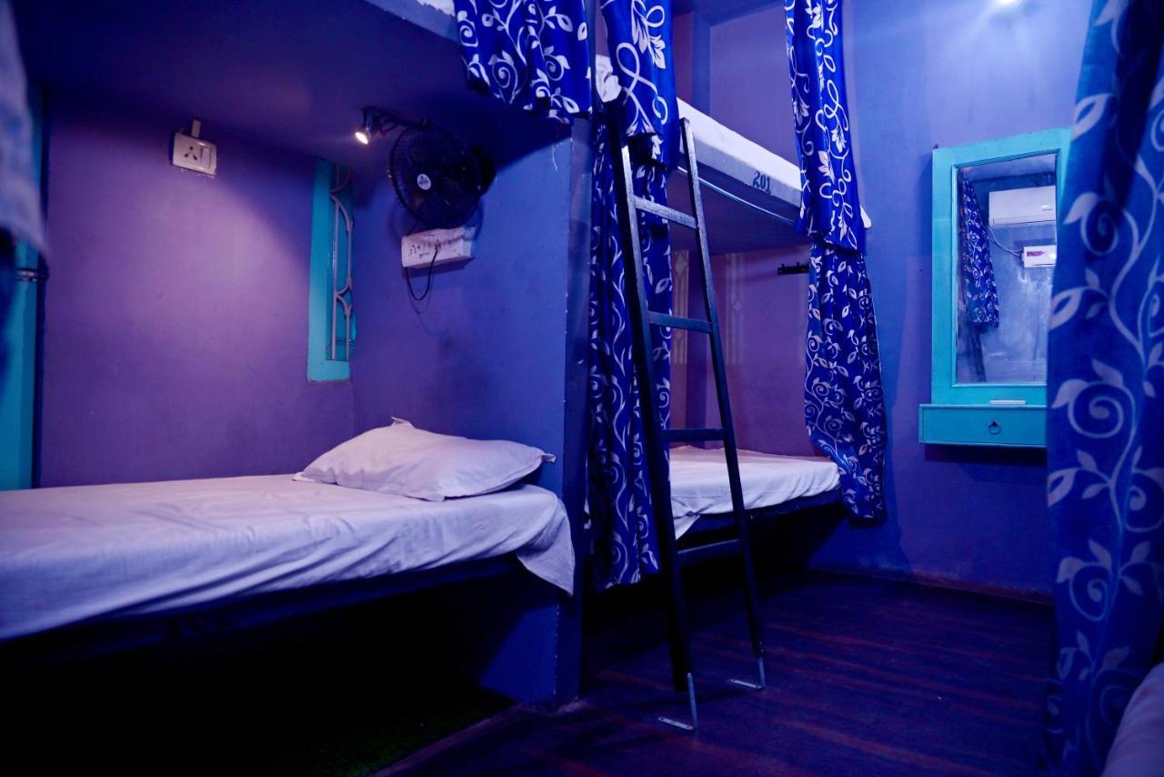 Banaras Rest House Varanasi Exterior foto